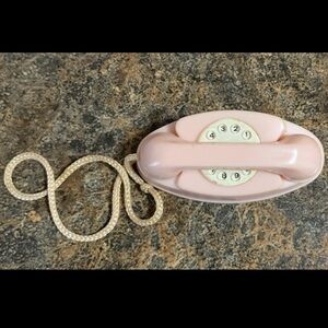 Vintage 1964 Barbie Pink Princess Telephone Boudoir #1834